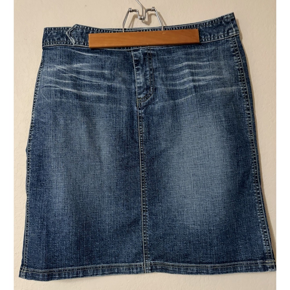 NWOT Vintage Guess Y2K Denim Mini Skirt Offset Button Side Tab Blue Stretch 30
